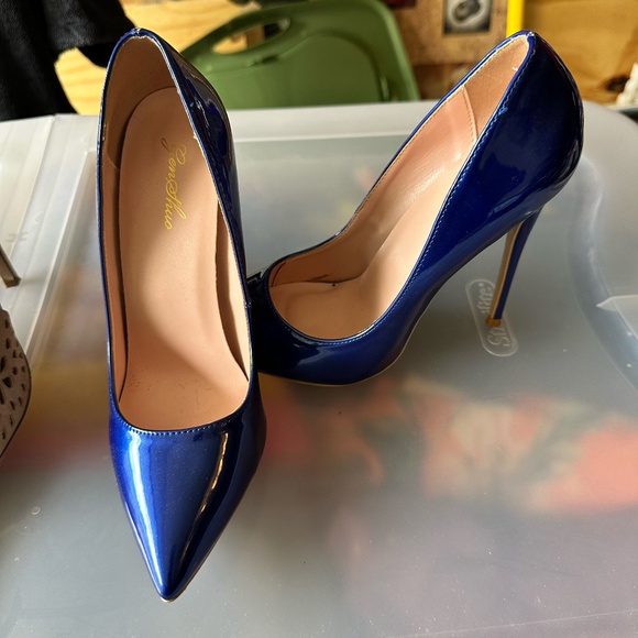 Blue stilettos heels - Picture 1 of 2